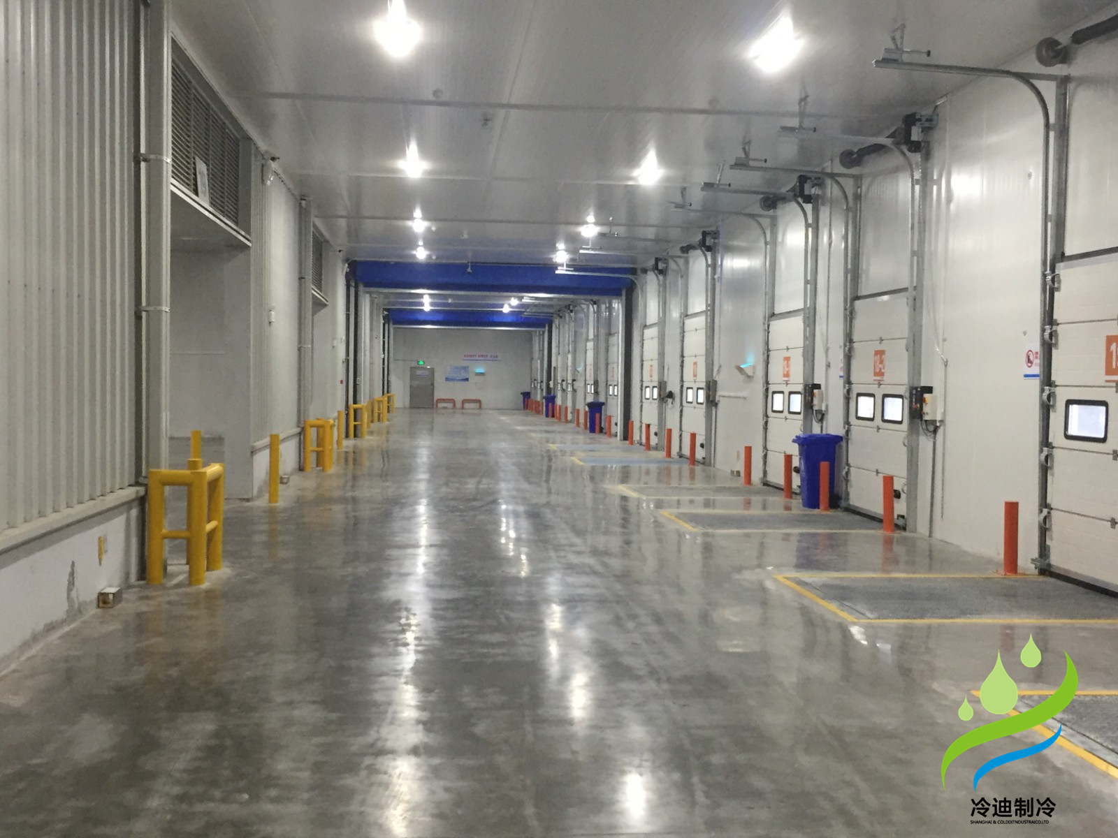 安裝一個(gè)100平米商品恒溫庫造價(jià)多少錢？